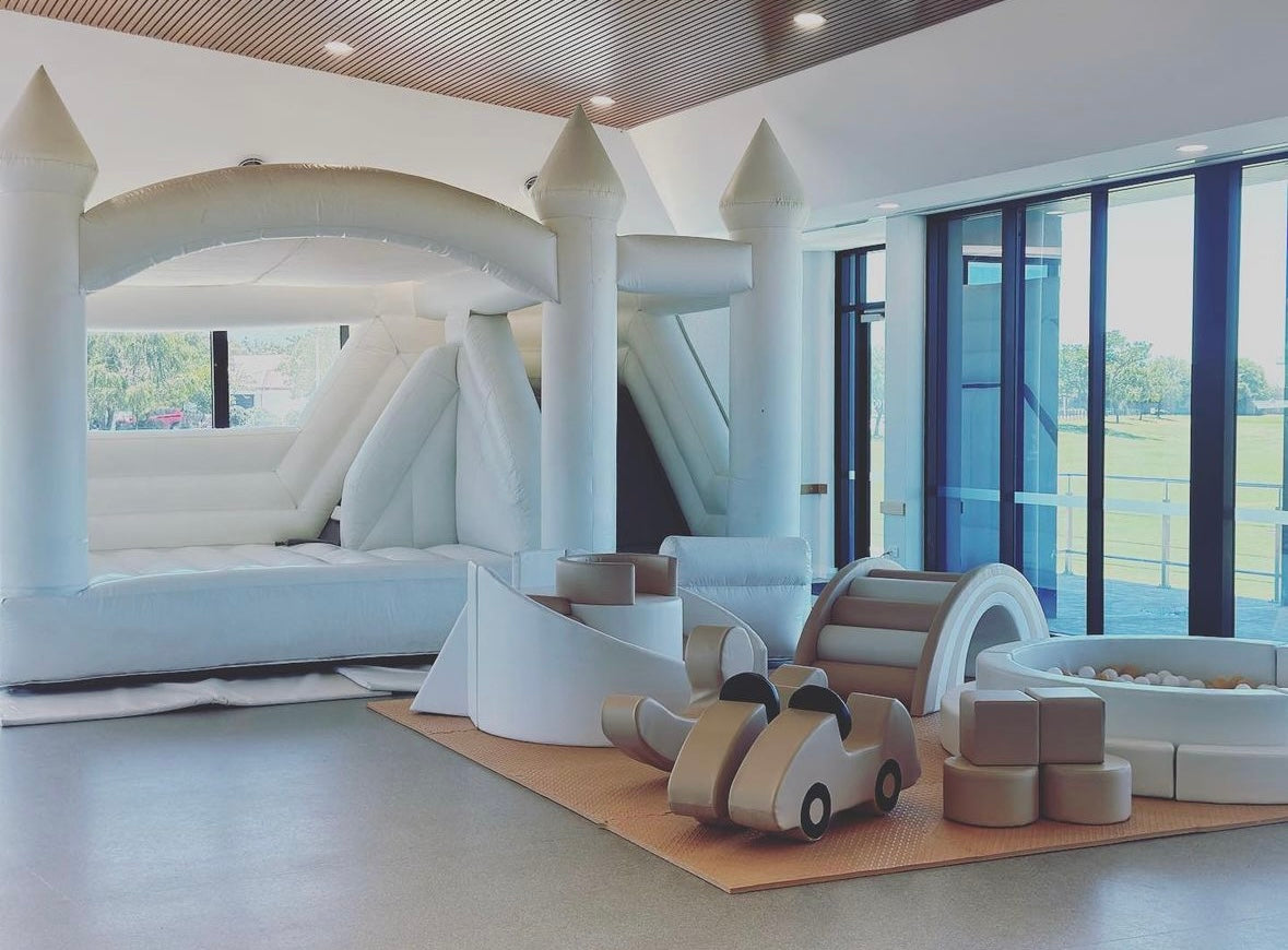 WHITE BOUNCY CASTLE